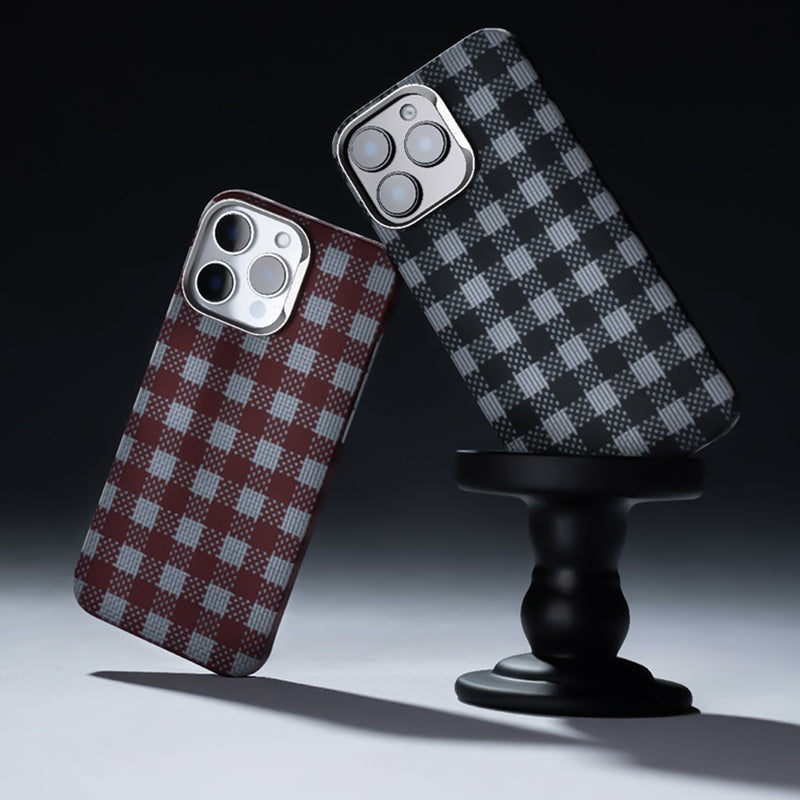 Benks ArmorVichy iPhone 15 Pro Magsafe Ekose Tasarımlı Kevlar Kılıf Benks ArmorVichy iPhone 15 Pro Magsafe Ekose Tasarımlı Kevlar Kılıf